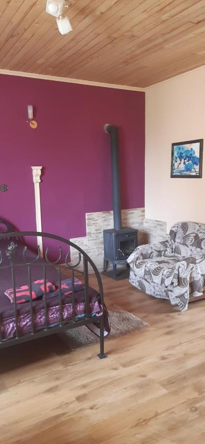 Viesu Nams "Laimes Pakavs" Hotel Straupe Bagian luar foto