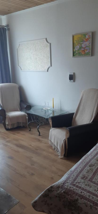 Viesu Nams "Laimes Pakavs" Hotel Straupe Bagian luar foto