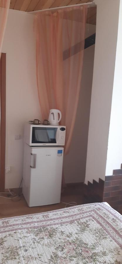 Viesu Nams "Laimes Pakavs" Hotel Straupe Bagian luar foto