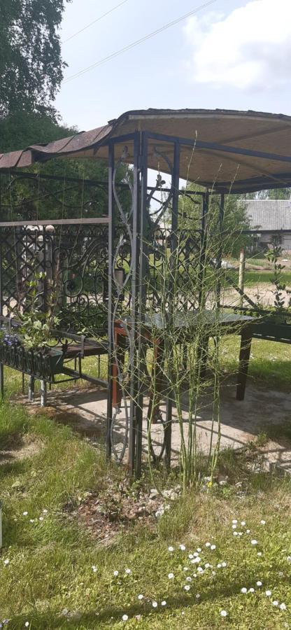 Viesu Nams "Laimes Pakavs" Hotel Straupe Bagian luar foto