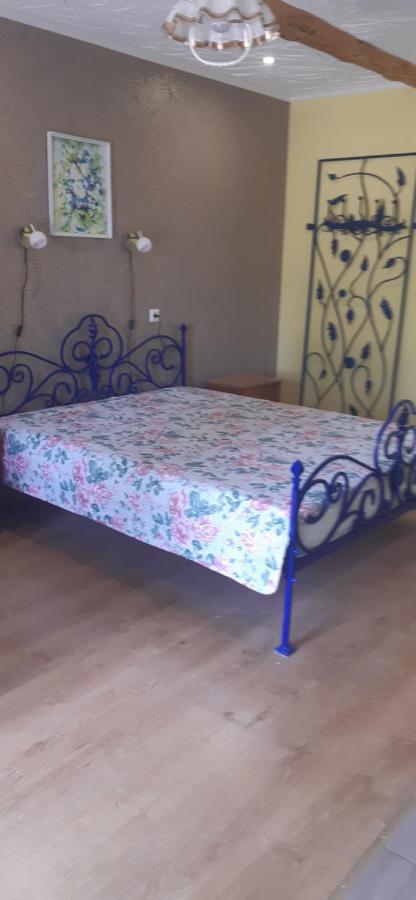 Viesu Nams "Laimes Pakavs" Hotel Straupe Bagian luar foto