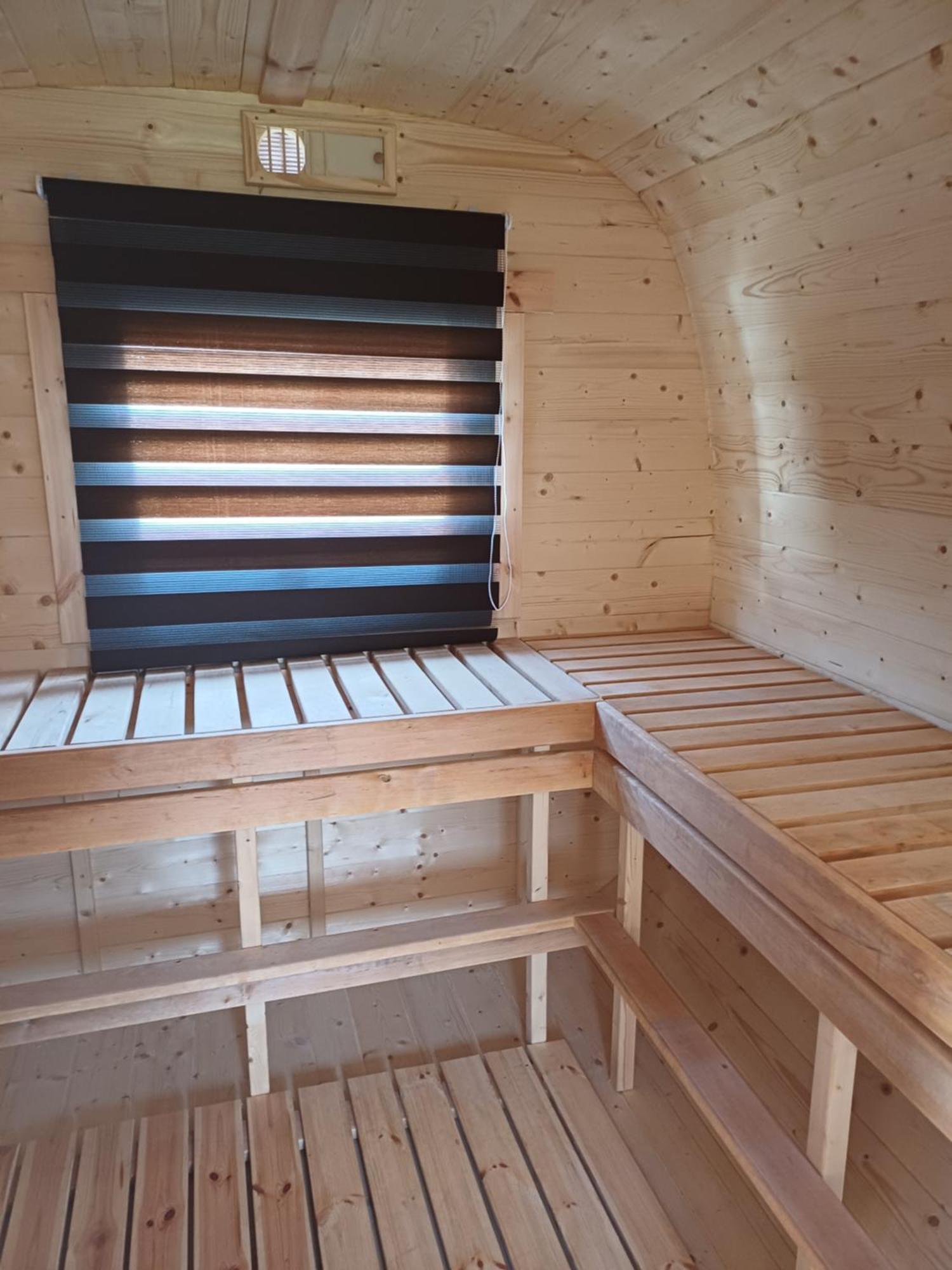 Viesu Nams "Laimes Pakavs" Hotel Straupe Bagian luar foto