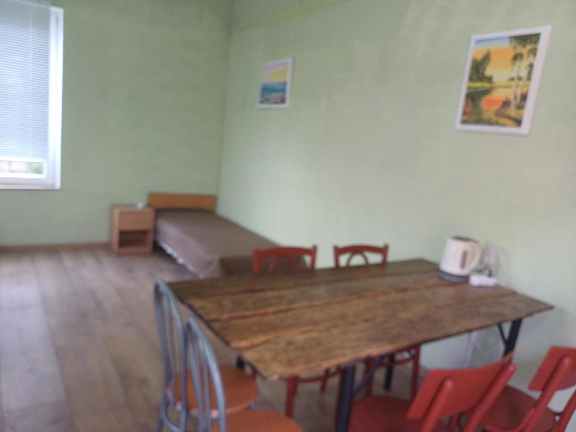 Viesu Nams "Laimes Pakavs" Hotel Straupe Bagian luar foto