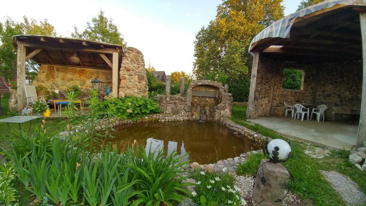Viesu Nams "Laimes Pakavs" Hotel Straupe Bagian luar foto